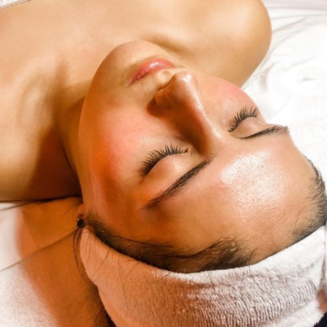 Could Your Skin Be Sending You a Message? Early Signs, Subtle Clues, and When to Pay Attention!